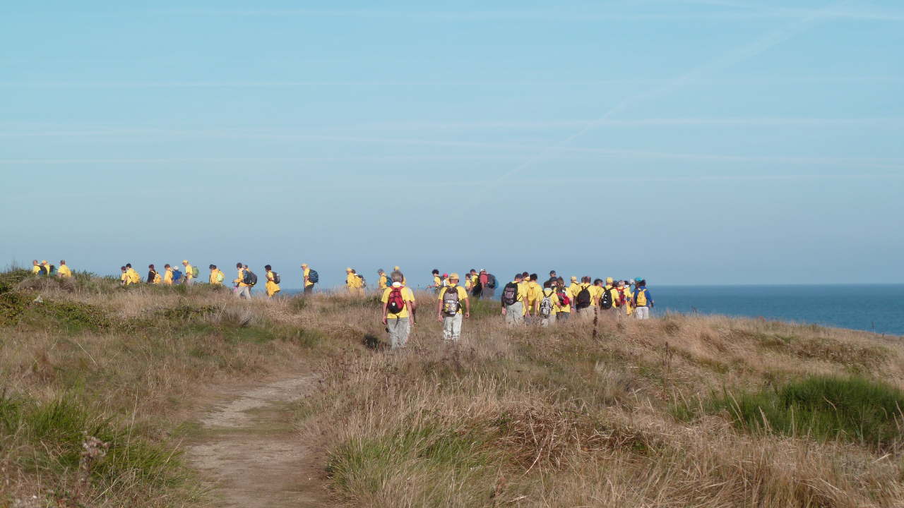 groupe de randonneurs à Belle-Ile